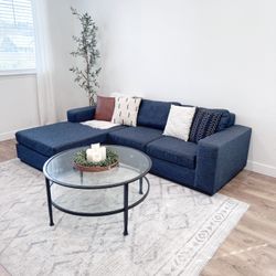 NEW high Quality Sectional Couch. Solid Wood Frame. 
