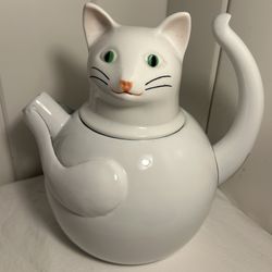 Vintage 80’s Copco Cat Tea Kettle Pot White Enamel Kitten figure 2.5 Quart