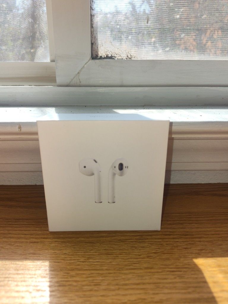 AirPods Generation 2 (Lighting-C)