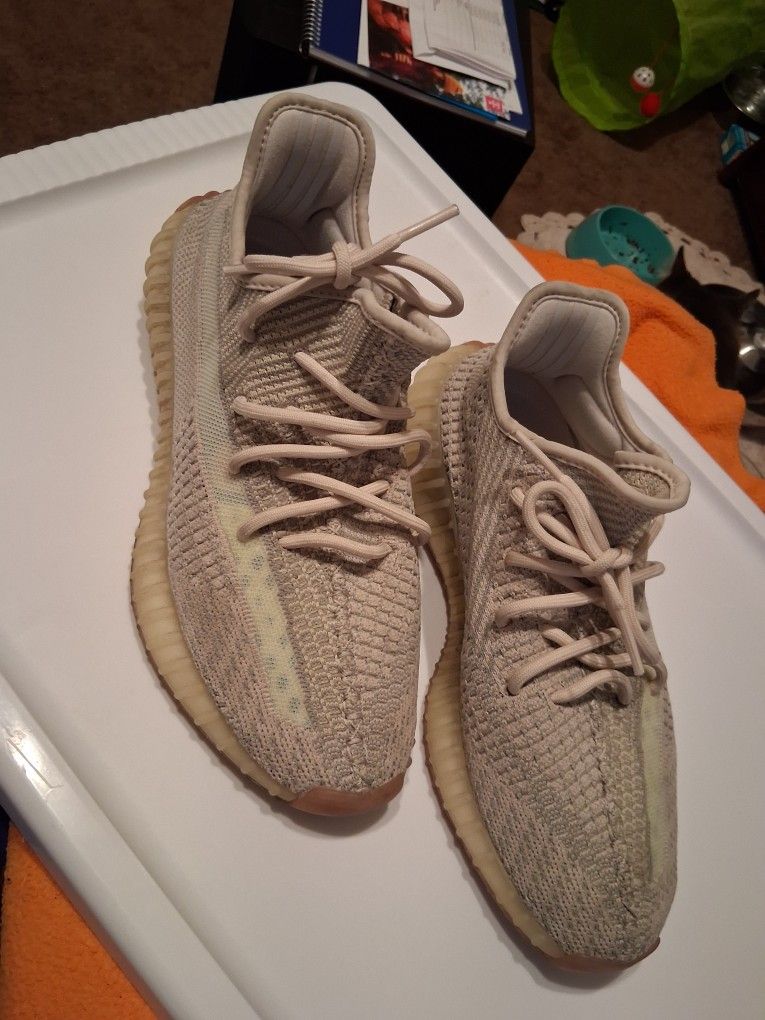 Men's Adidas Yeezy Boost 350 V2 Citrin Non-Reflective Size 9 FW3042