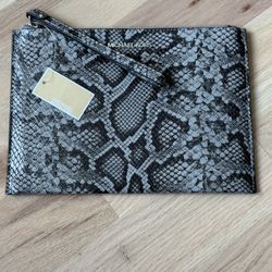 New Michael Kors XL Clutch 