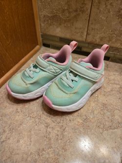 Girls Shoes Sneakers 7T