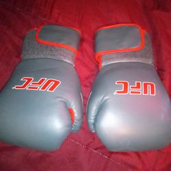 Gloves 14oz New