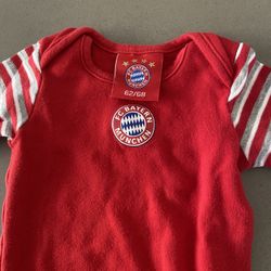 Bayern Munich Longsleeve Onesie 3 Mos