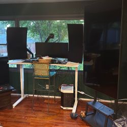 4 Screen Gaming/Trading/Work Setup 