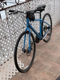 Trek 7.4 FX Hybrid Bike with Disc Brakes
