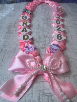 Graduation leis