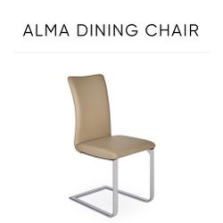 6 Dining Room Chairs 
