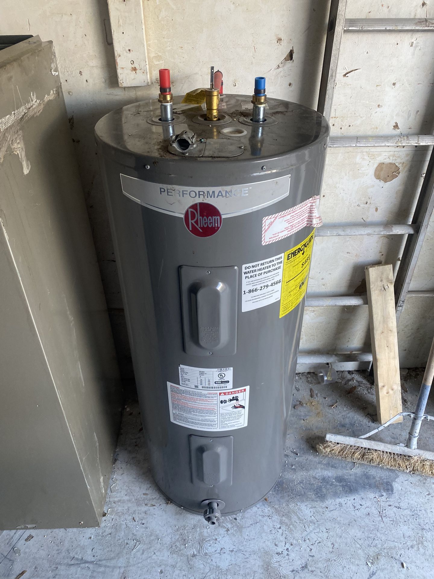 Hot Water Heater