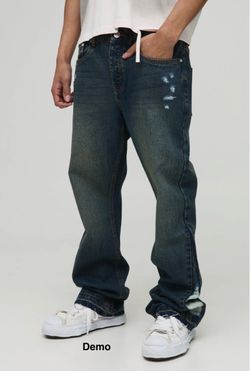 boohooMAN Slim Flared Vintage Blue Washed Distressed Gusset Jeans (30R)