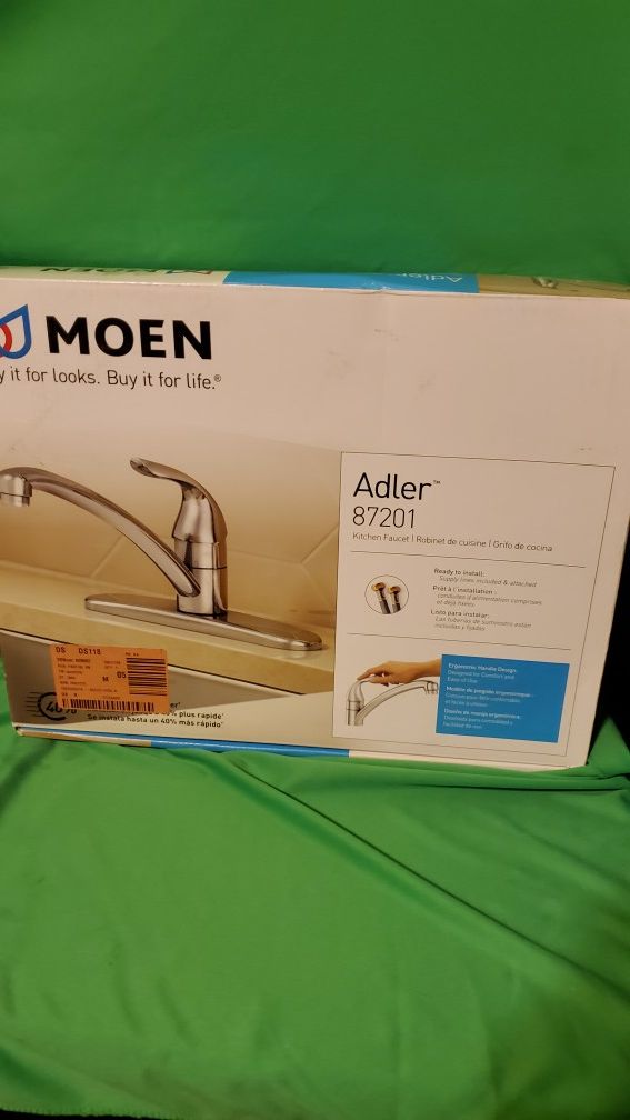 MOEN KITCHEN FAUCET "ADLER" NEW IN THE BOX