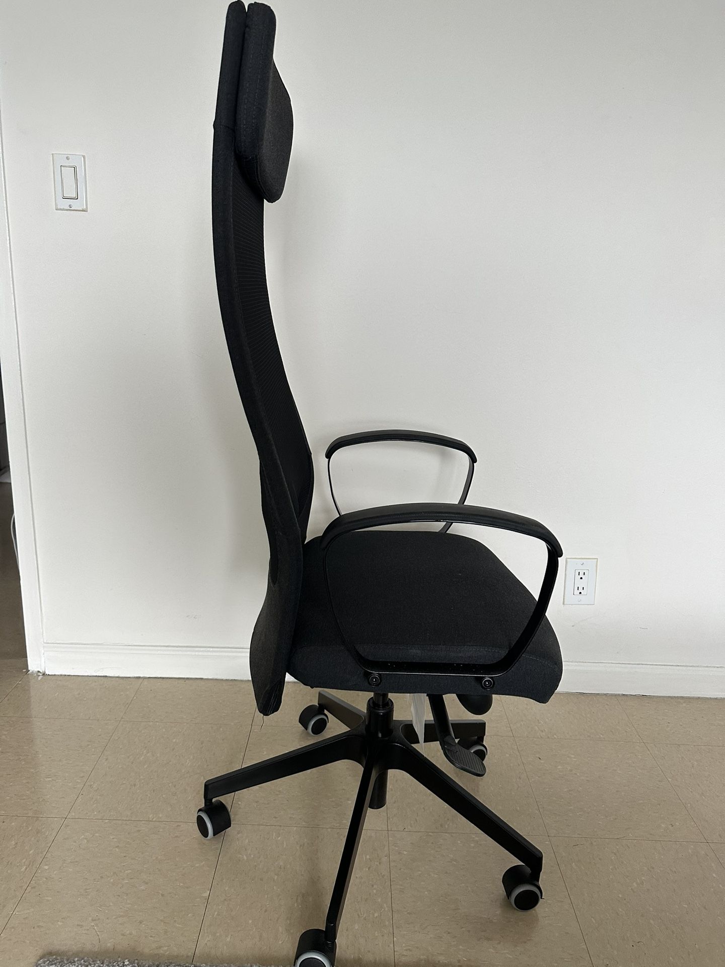 Adjustable Office Chair