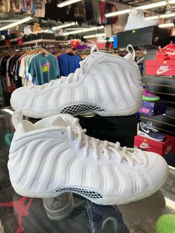 Nike Air Foamposite One Triple White