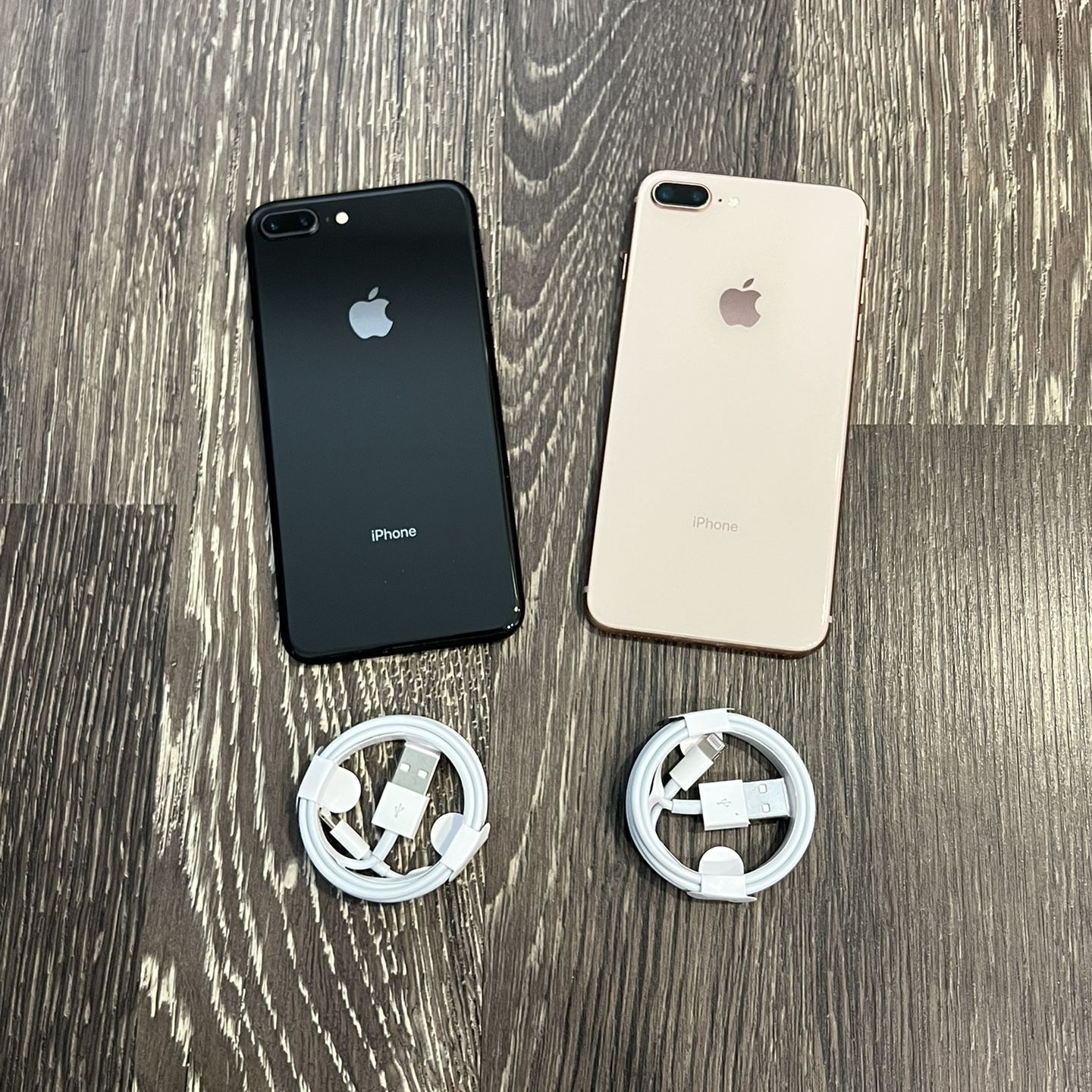 iPhone 8 Plus UNLOCKED FOR ALL CARRIERS!