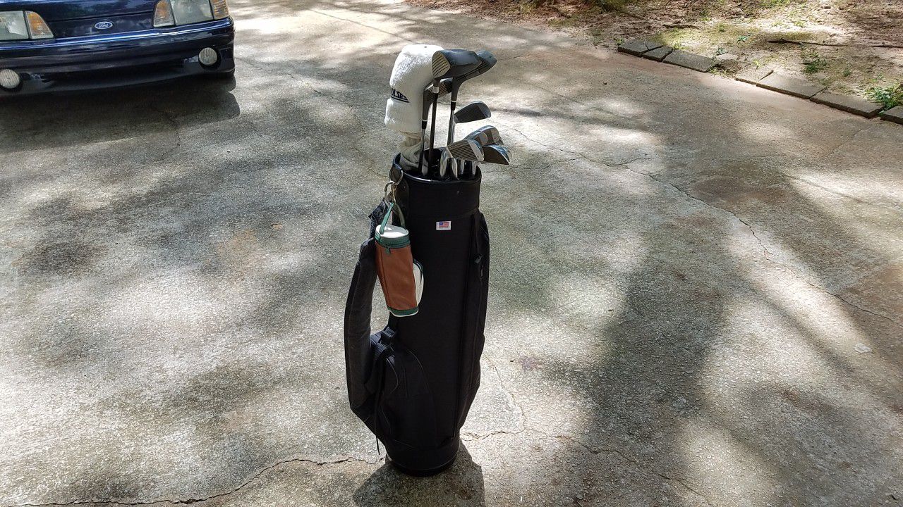 Northwestern Golf club set with bag