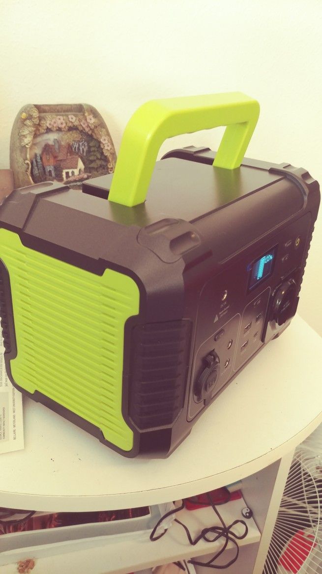 Paxcess 300w Portable Solar Generator Including 50W Solar Charger + Solar 500ml Kettle