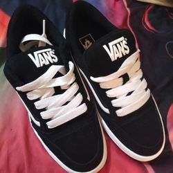 Vans Hylane sneakers in nineties black