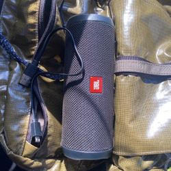Jbl Flip 4 With Charger
