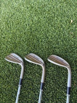 Cleveland RTX 6 Zipcore  Tour Rack 50, 56, 60 degree wedges