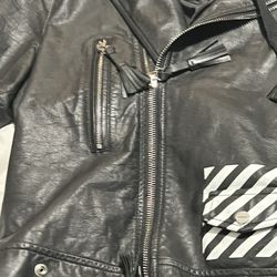 off white leather biker jacket pre owned 9.5/10