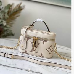 Louis V  handbag 