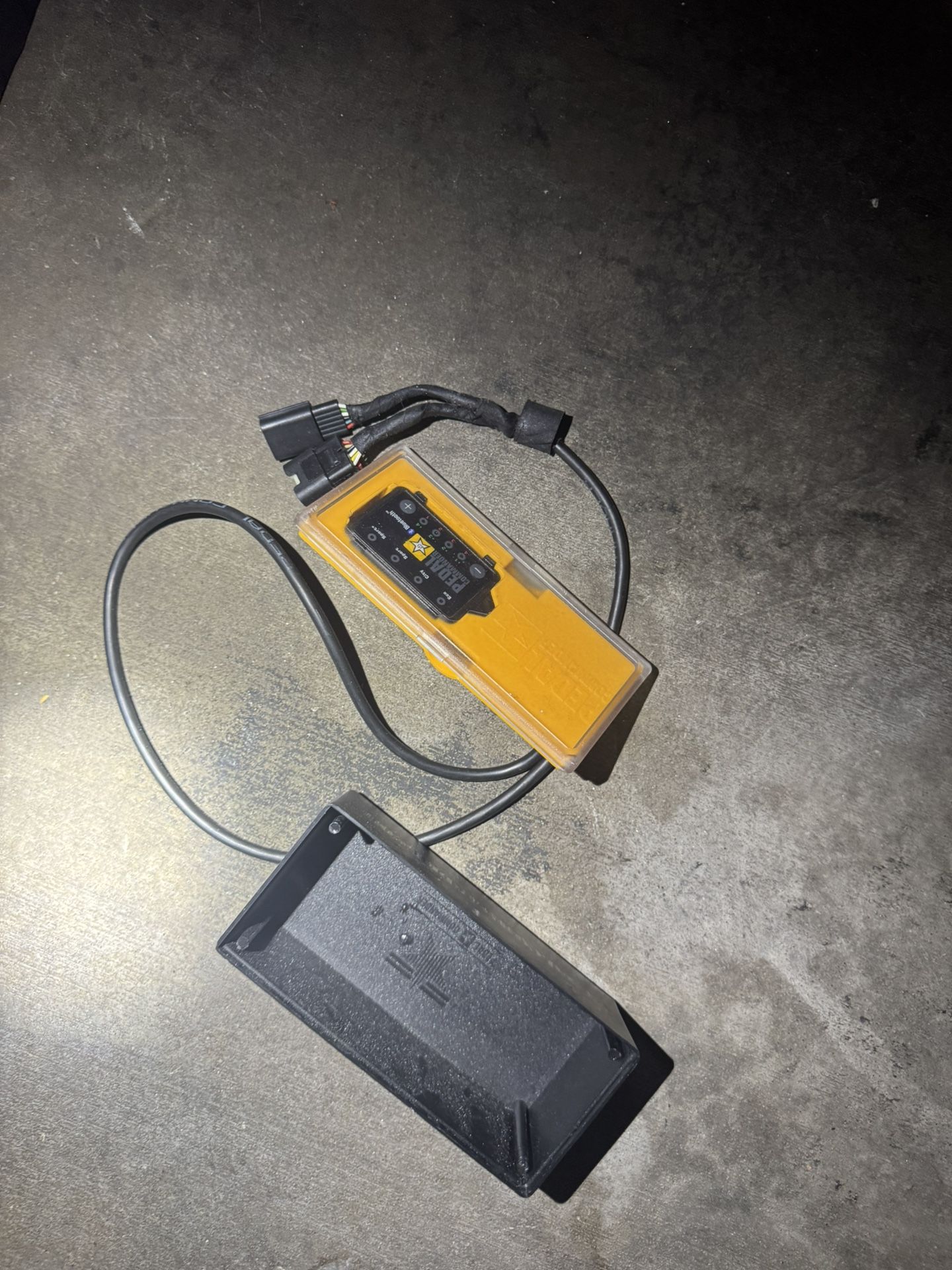 Pedal Commender For Camaro