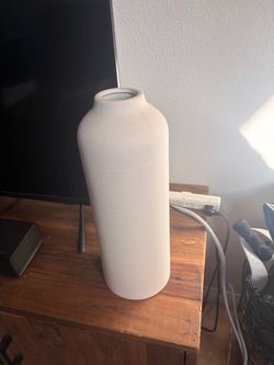 Ceramic vase