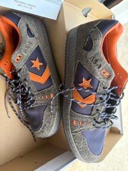 Converse skate shoes
