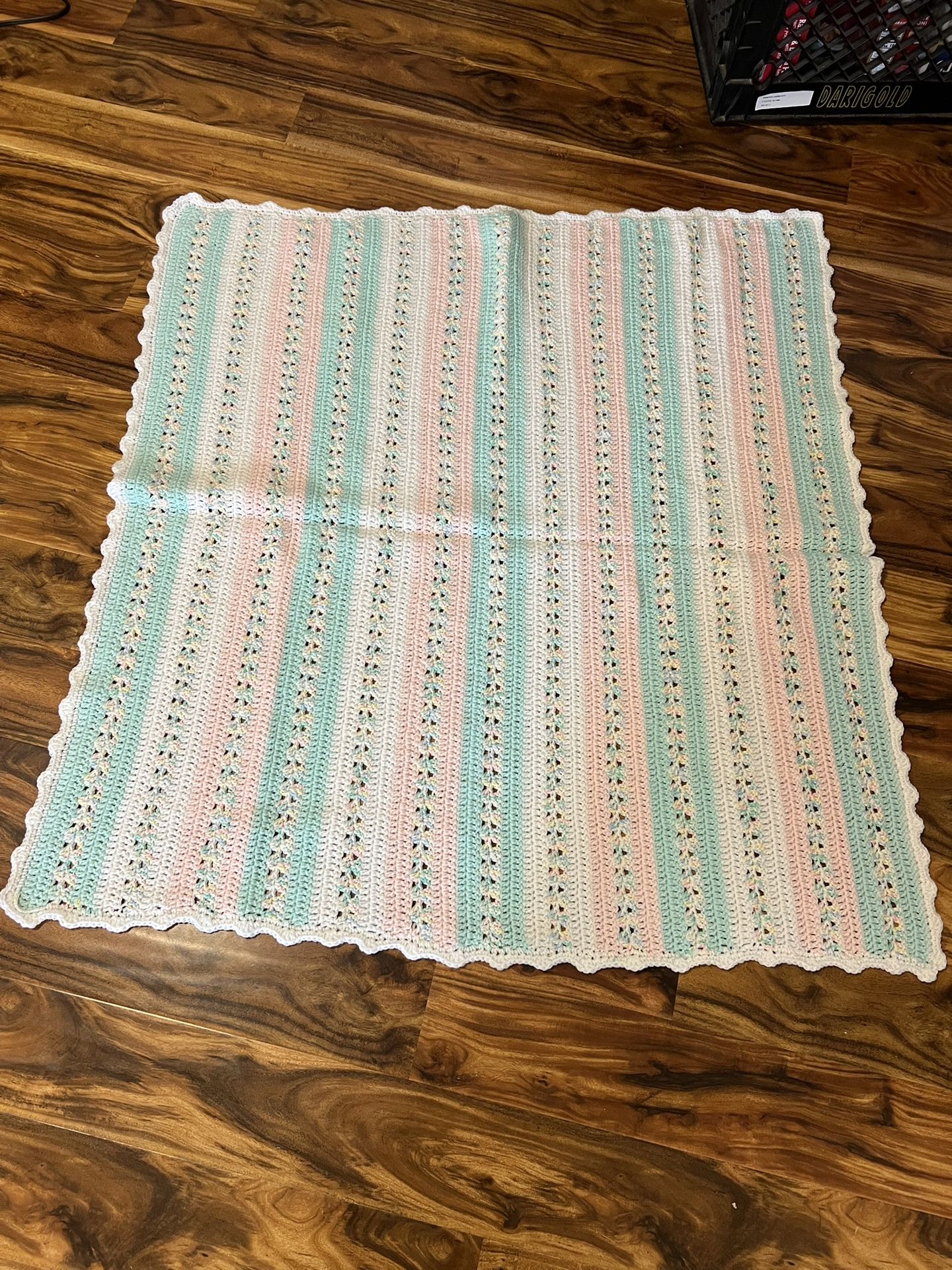 New Crotchet Baby Blanket 