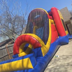 inflatable castles/ Brincolines 