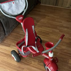 Radio Flyer, 4-in-1 Stroll 'n Trike, Grows with Child, Red Tricycle, for Toddlers 1 to 5 Years