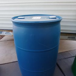 Blowout Sale-Gallon Plastic Food Grade Closed Top Barrels