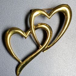 Double Heart Brooch/pin