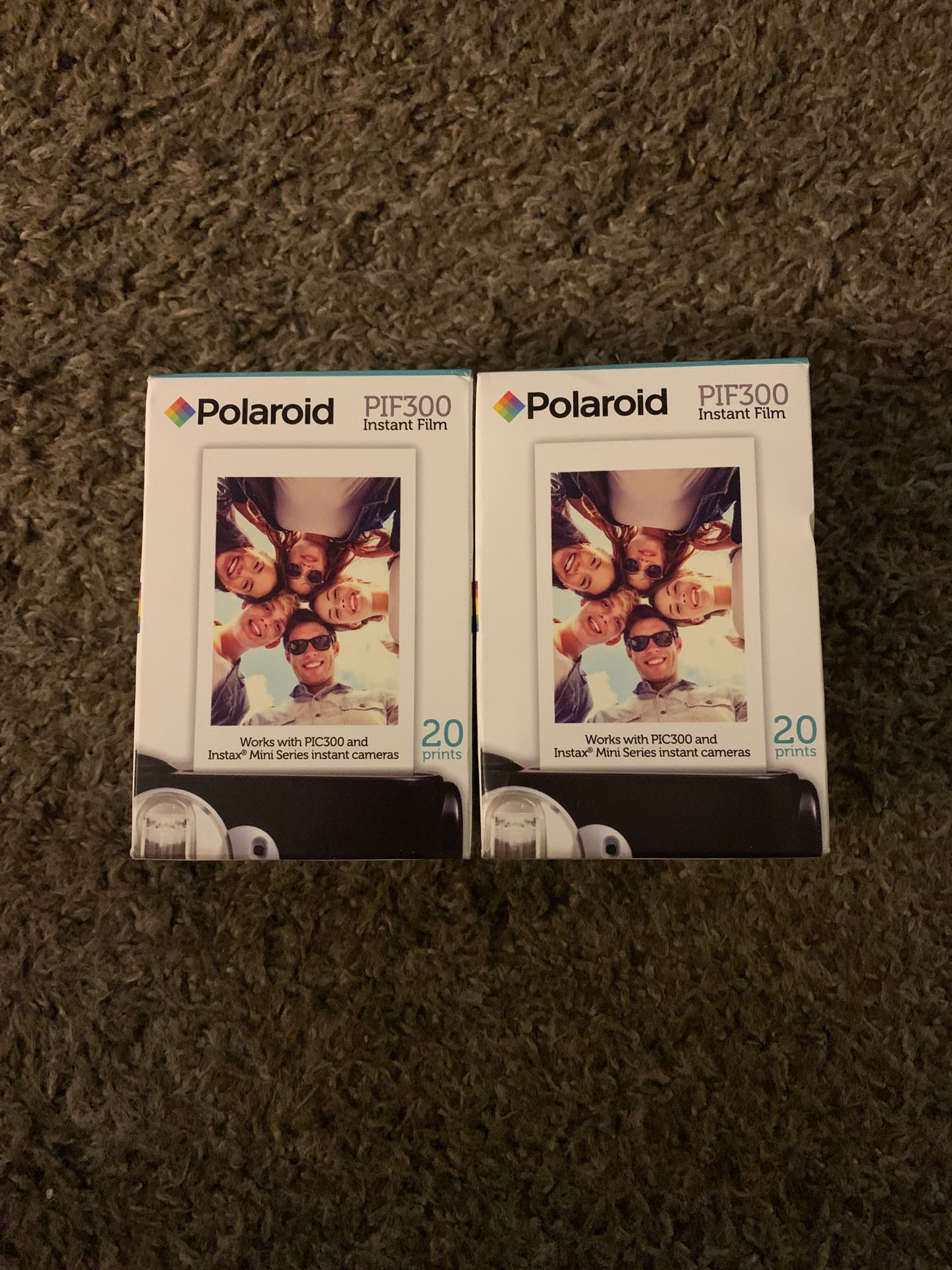 Polaroid instant film new 20 pc per pack