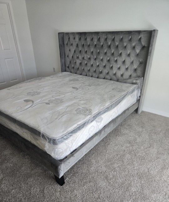 Queen Bed Frame With Mattress