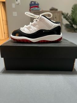 NEW Jordan 11 Retro Low Concord Bred Toddler Size 8C
