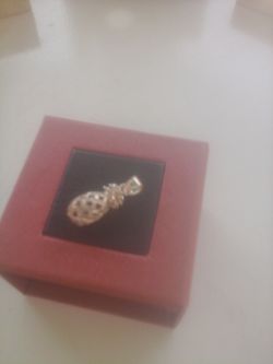 Sterling silver pendant