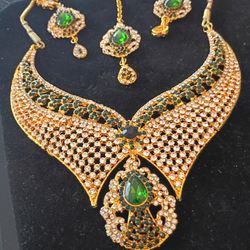 Bollywood Decorative Jewellery For Princess 