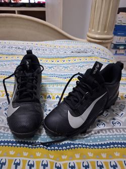 Nike Alpha Football Cleats p2
