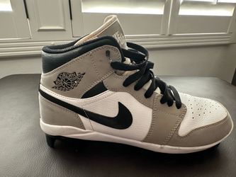 Mens  Jordan Retro Size 8