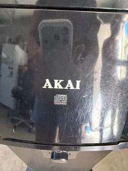Akai karaoke stand w/ 2 mics USB CAPABLE