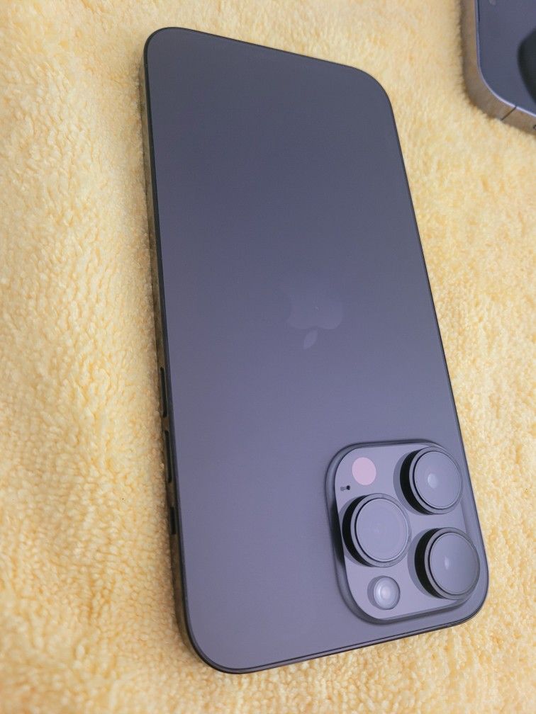 UNLOCKED IPHONE 14 PRO MAX 1TB
