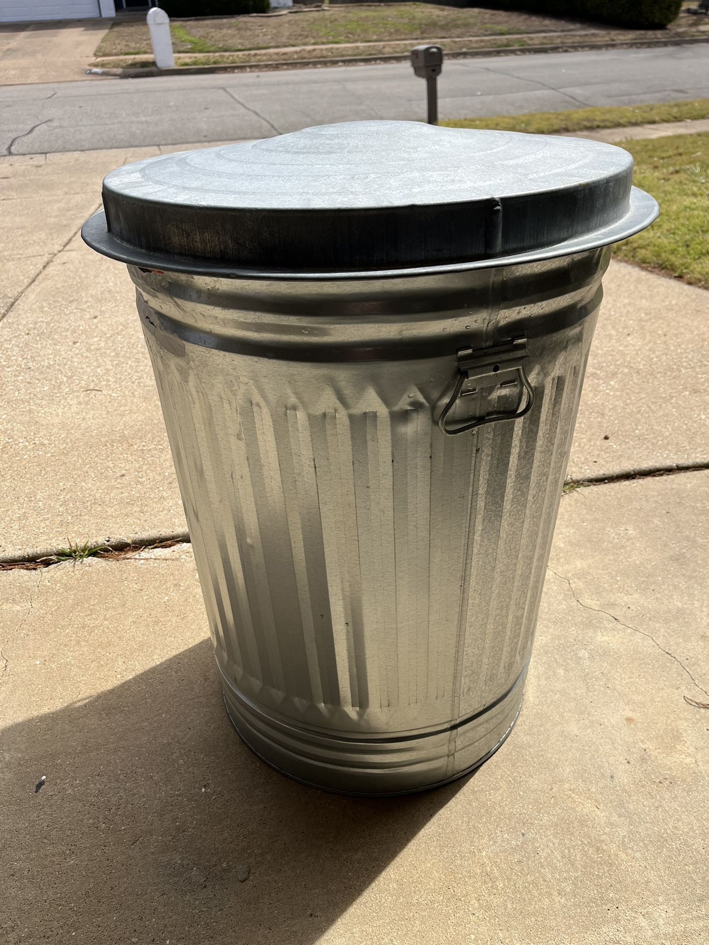 31 Gallon Bucket