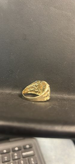 Gold ring