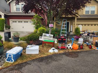 Garage / Yard Sale