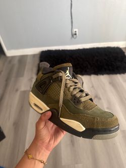 Air Jordan 4 Retro SE "Olive Canvas"
