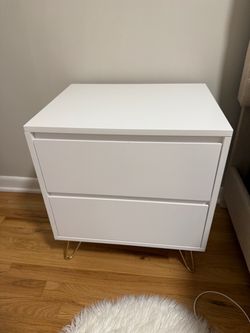 Nightstand (2)