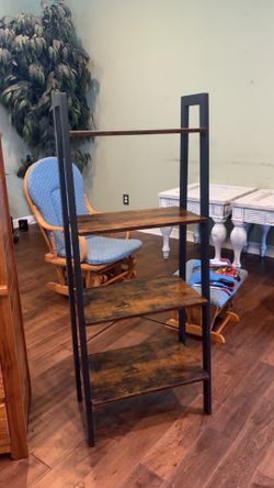 Sturdy Shelf