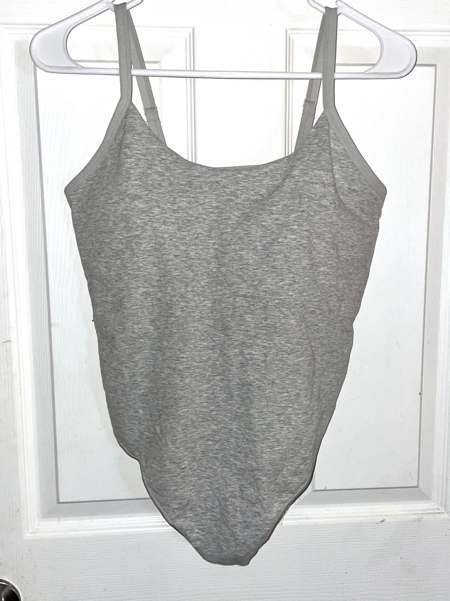 bundle of 2 bodysuits