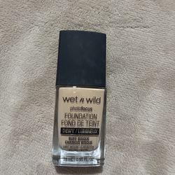 Wet N Wild Foundation 